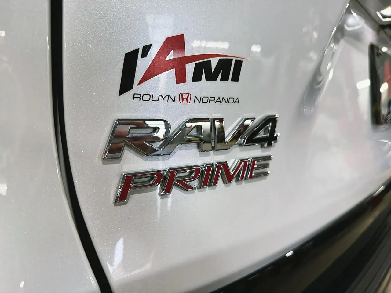 Toyota RAV 4 Prime снимка Toyota RAV 4 Prime