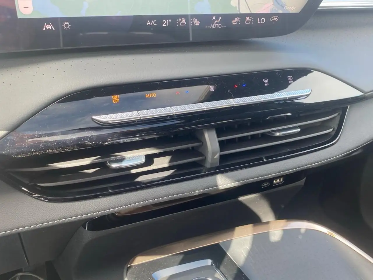 Buick Enclave снимка Buick Enclave