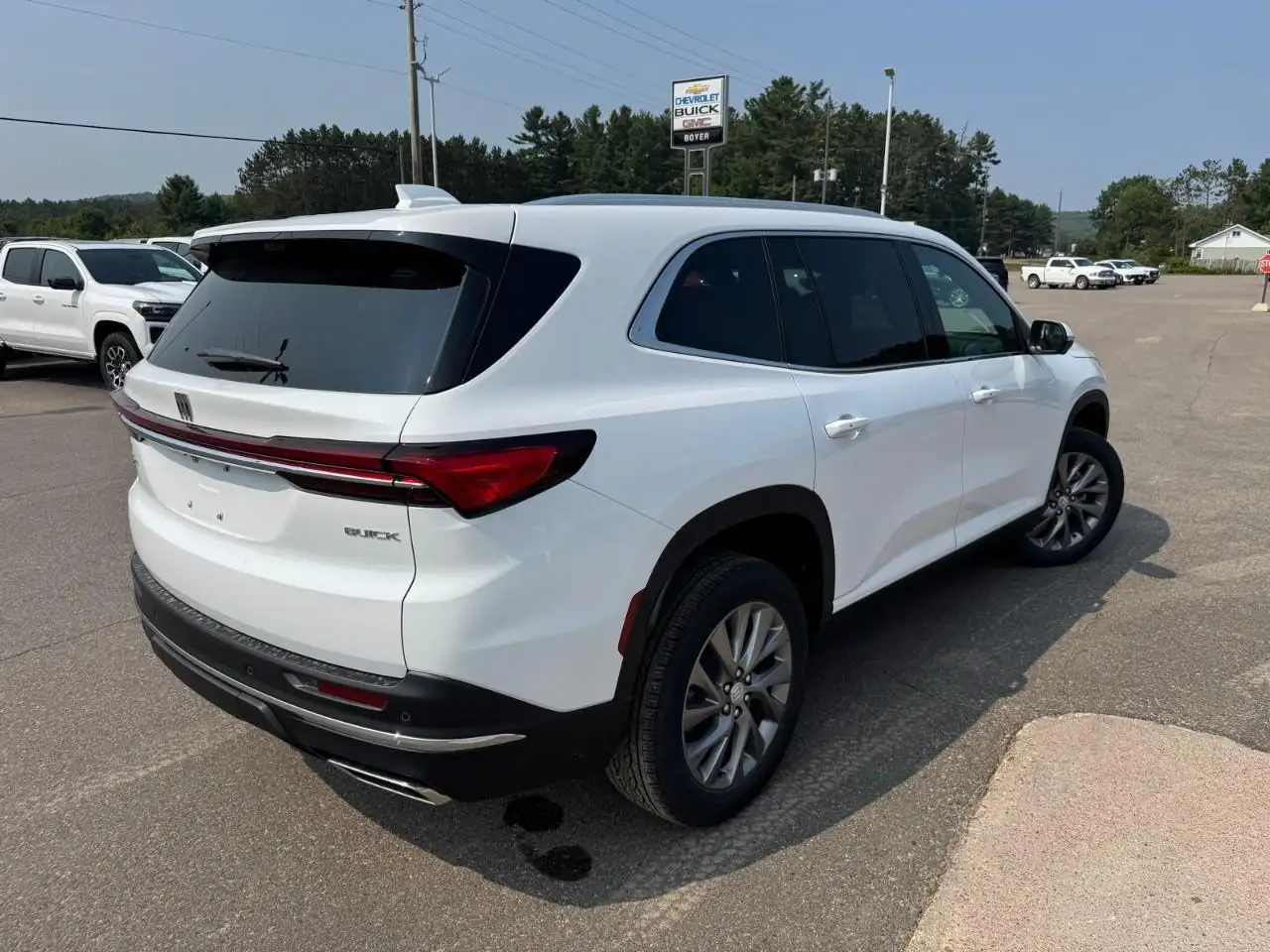 Buick Enclave снимка Buick Enclave