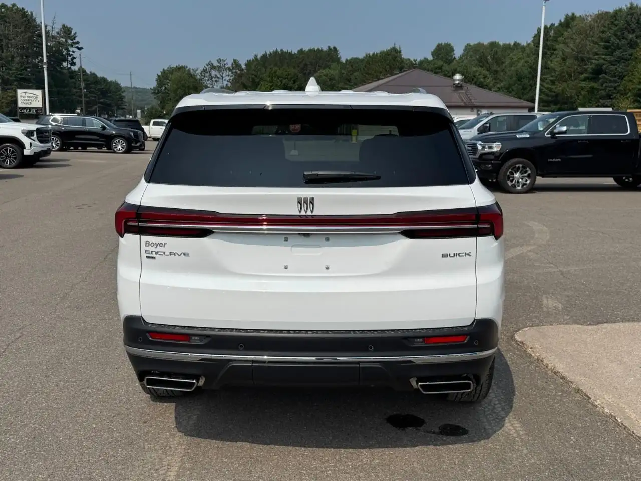 Buick Enclave снимка Buick Enclave