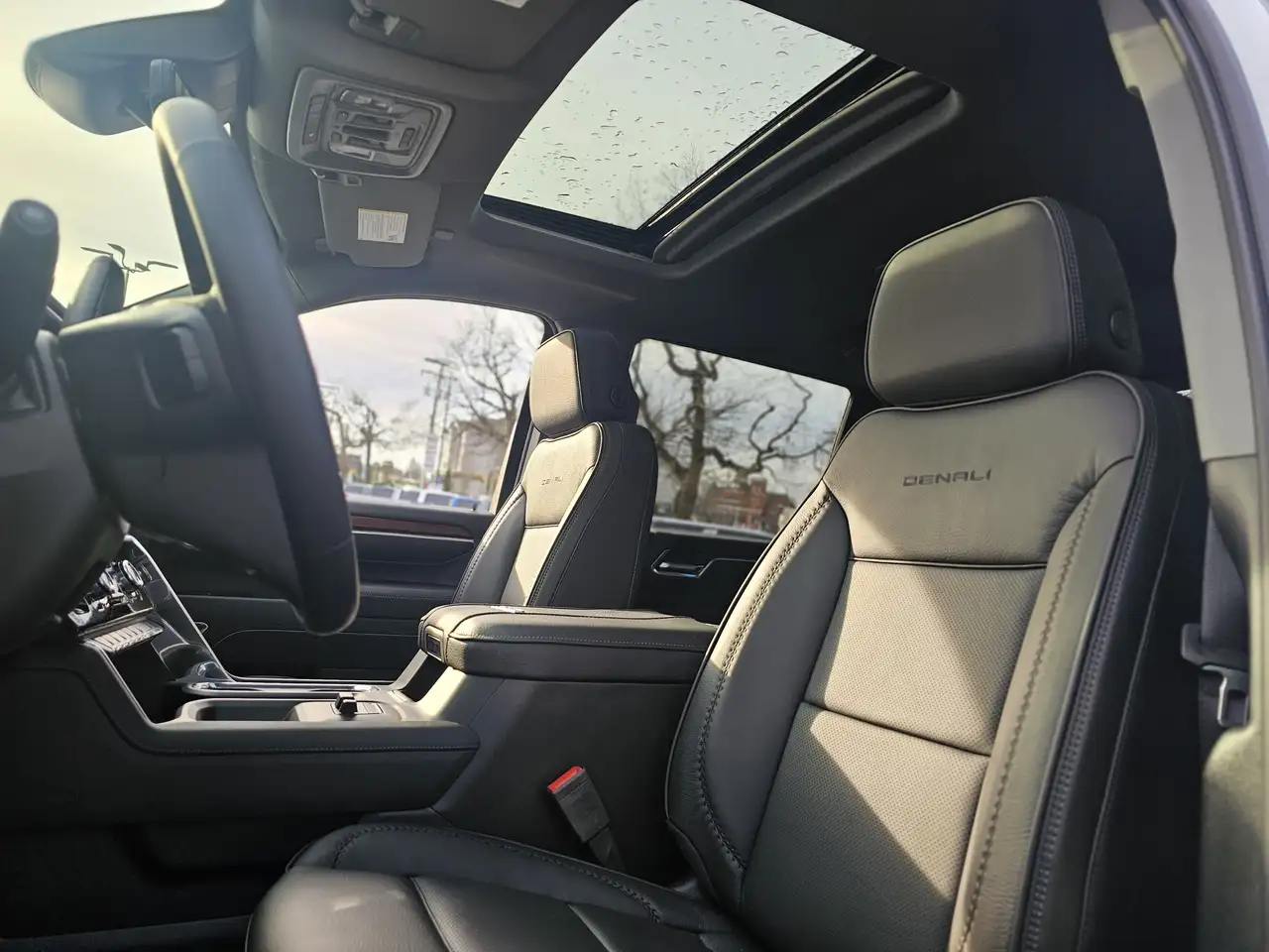 GMC Sierra 3500HD снимка GMC Sierra 3500HD