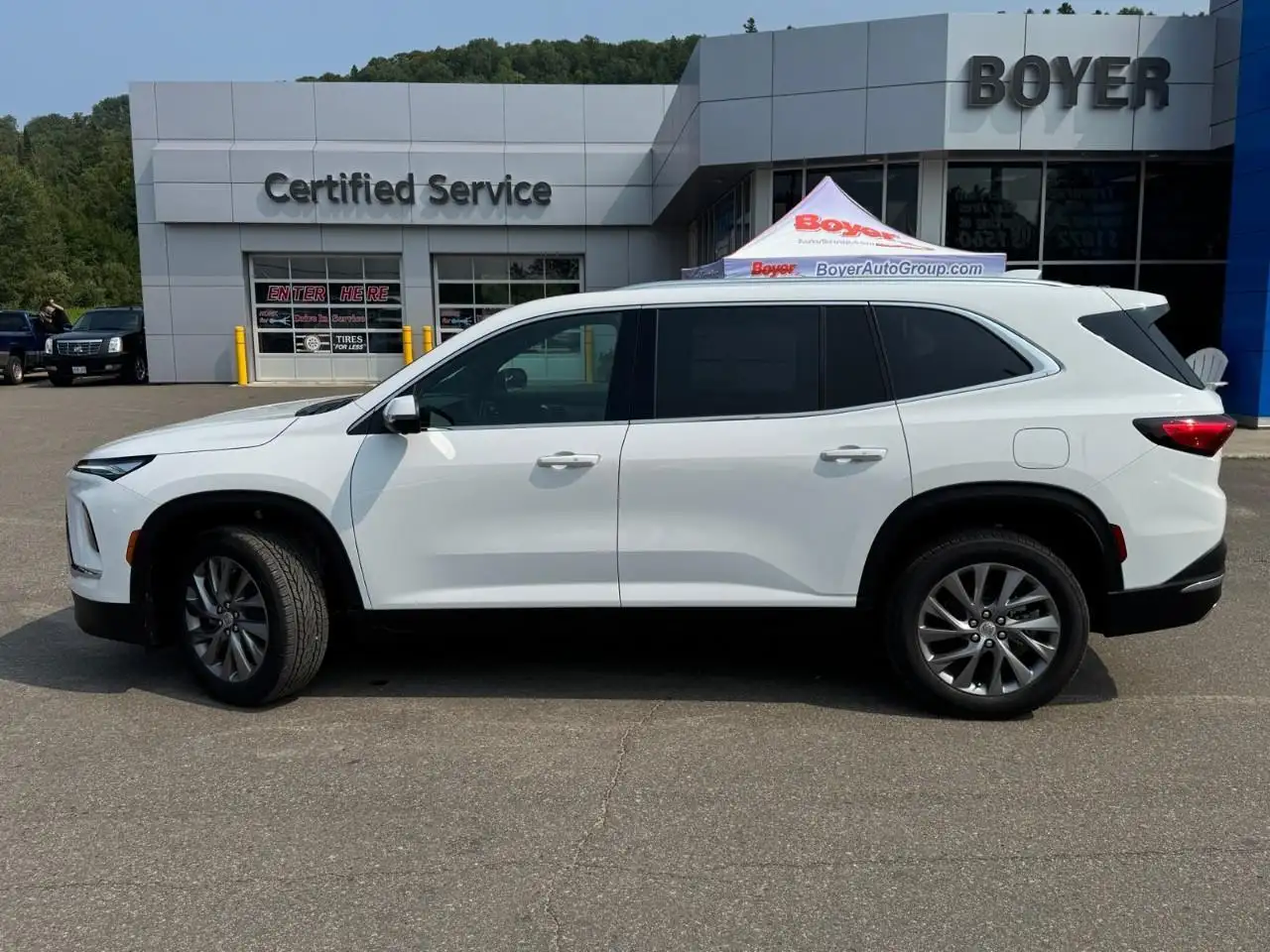 Buick Enclave снимка Buick Enclave