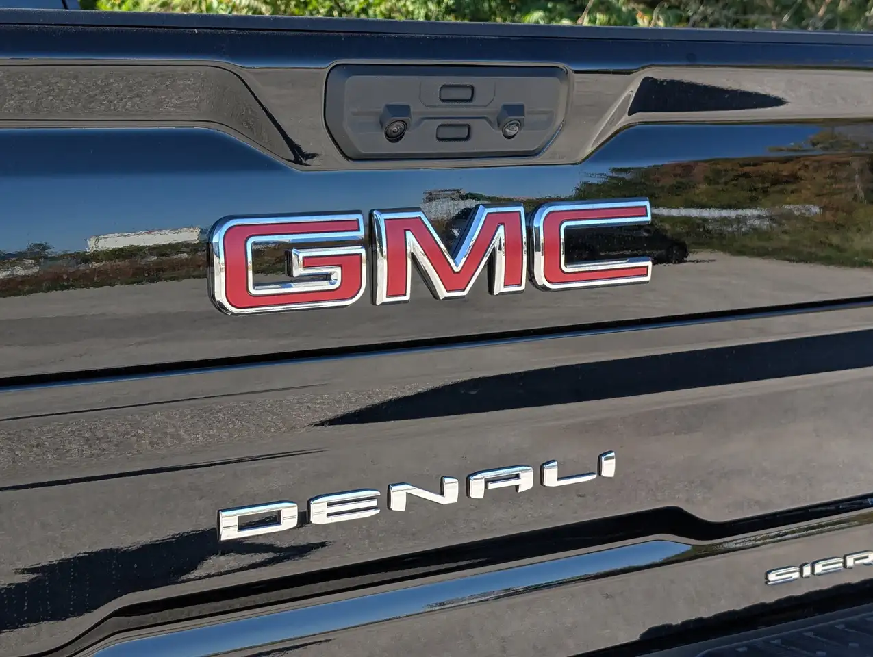 GMC Sierra 3500HD снимка GMC Sierra 3500HD