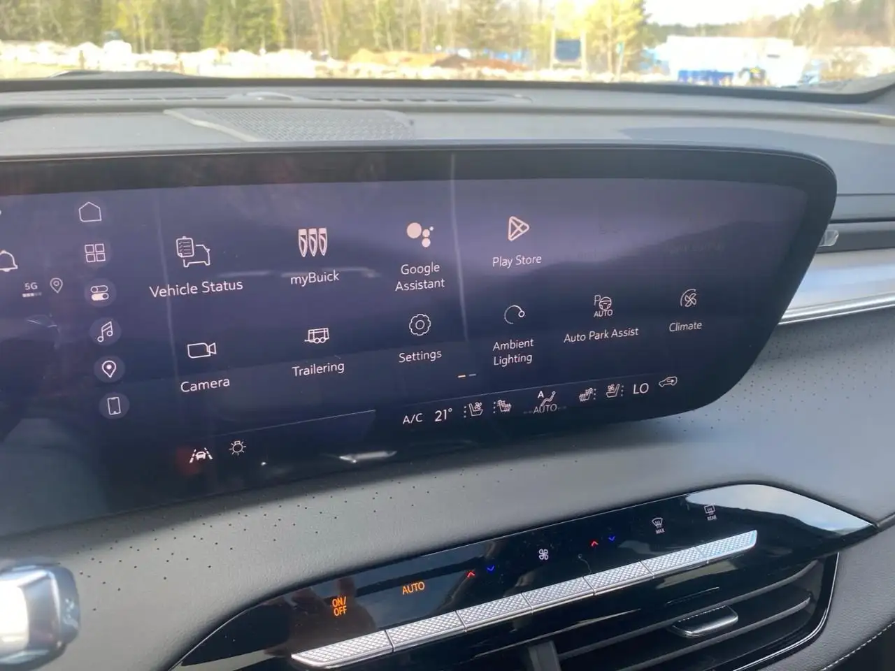 Buick Enclave снимка Buick Enclave