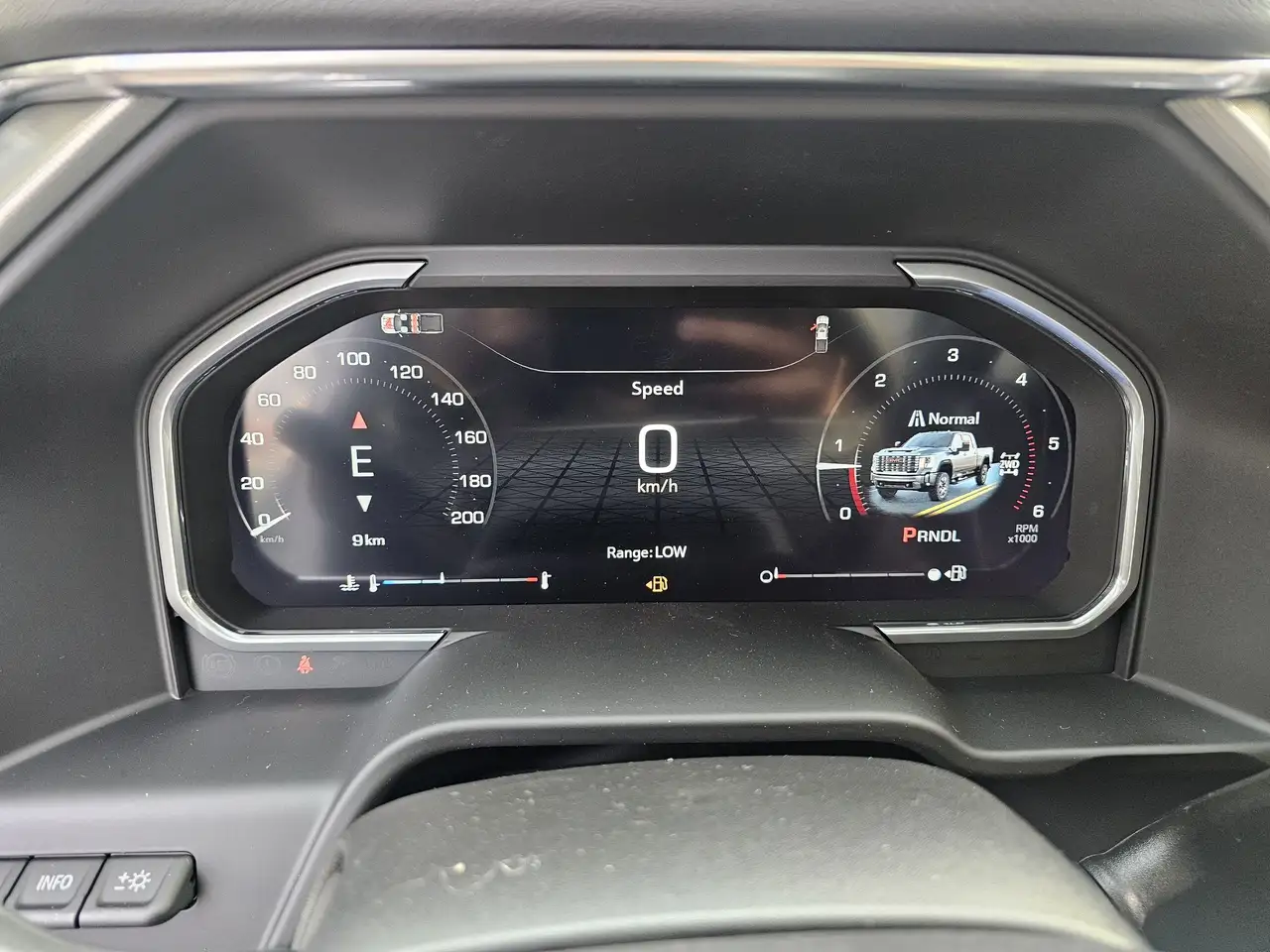 GMC Sierra 3500HD снимка GMC Sierra 3500HD