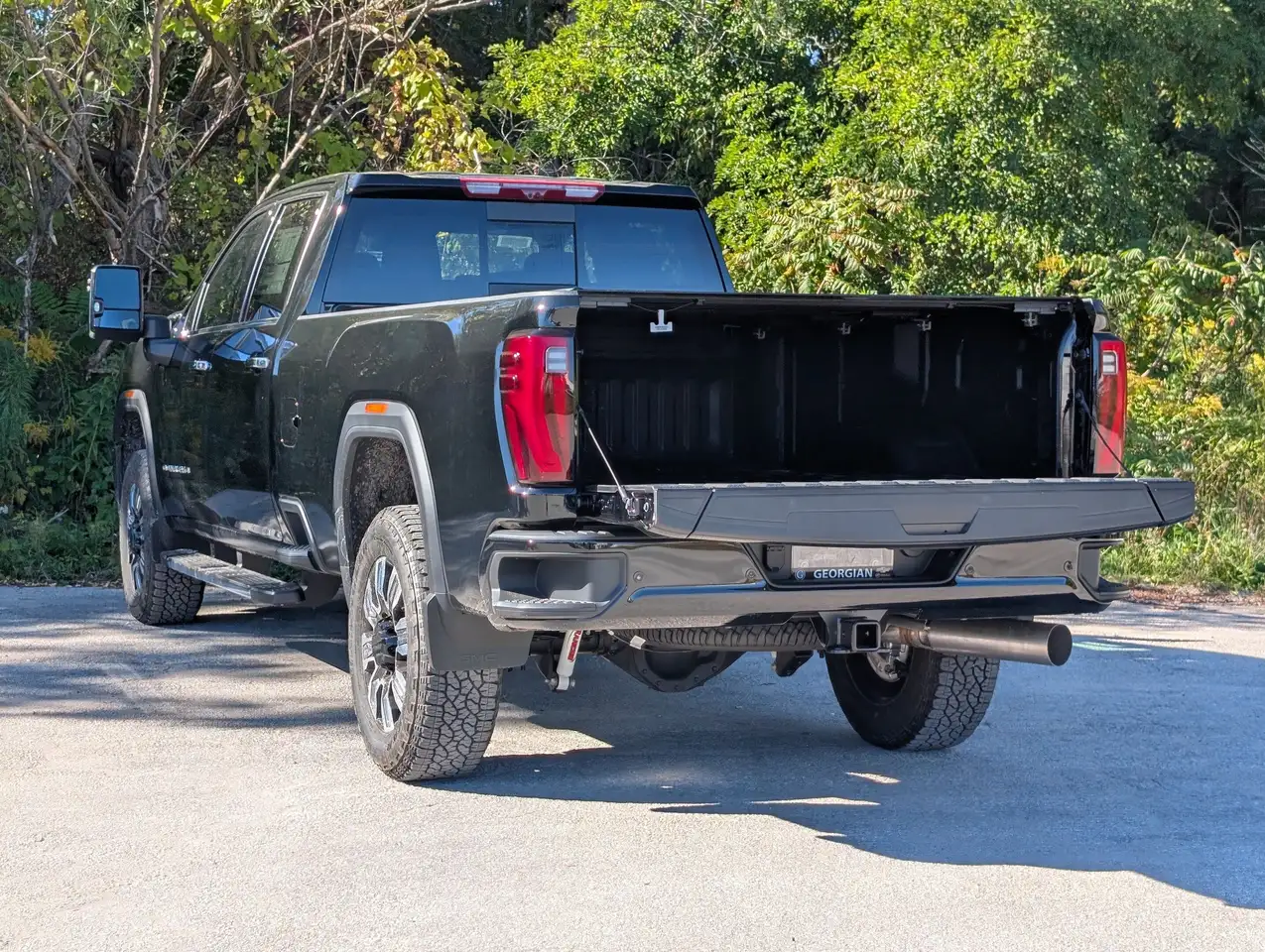 GMC Sierra 3500HD снимка GMC Sierra 3500HD