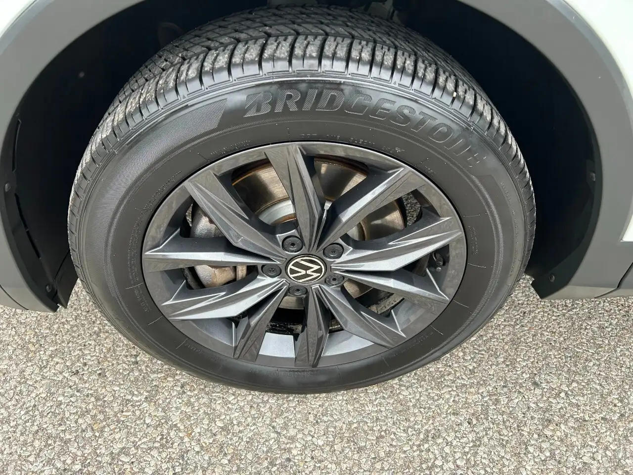 Volkswagen Tiguan снимка Volkswagen Tiguan