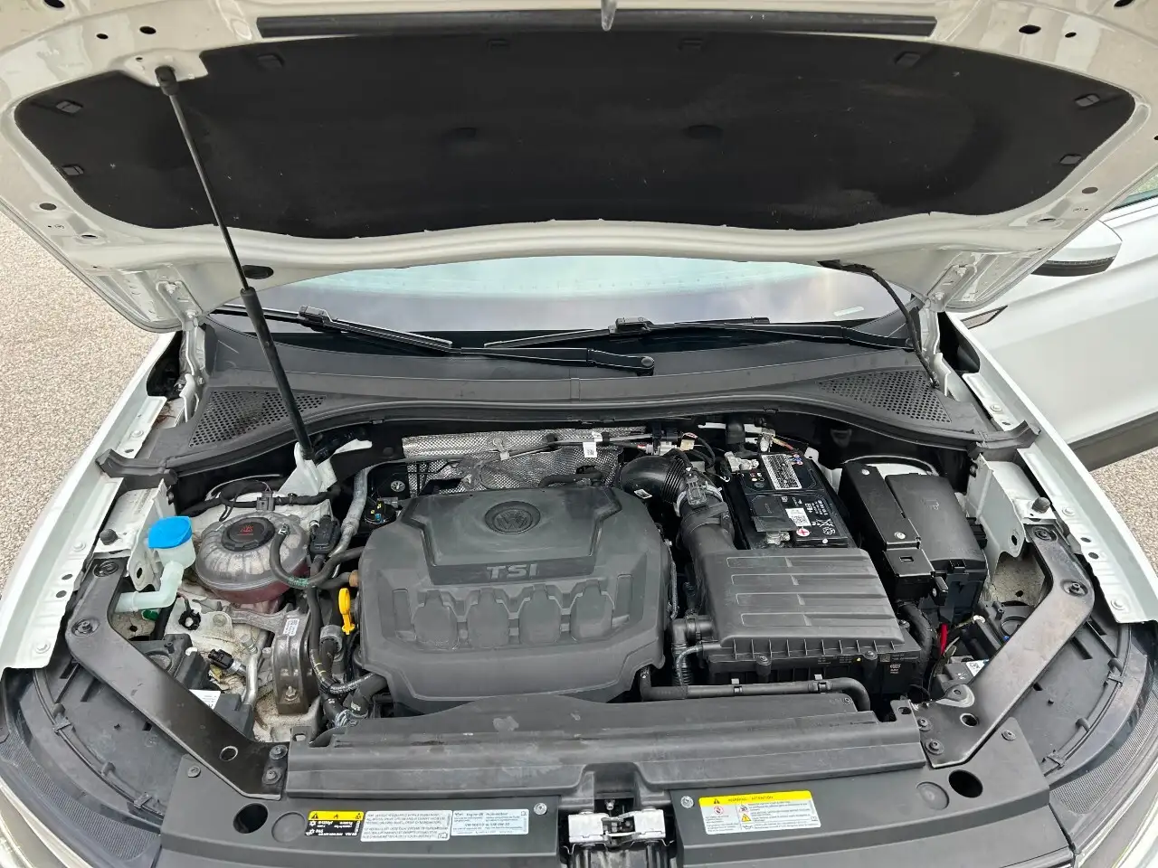 Volkswagen Tiguan снимка Volkswagen Tiguan