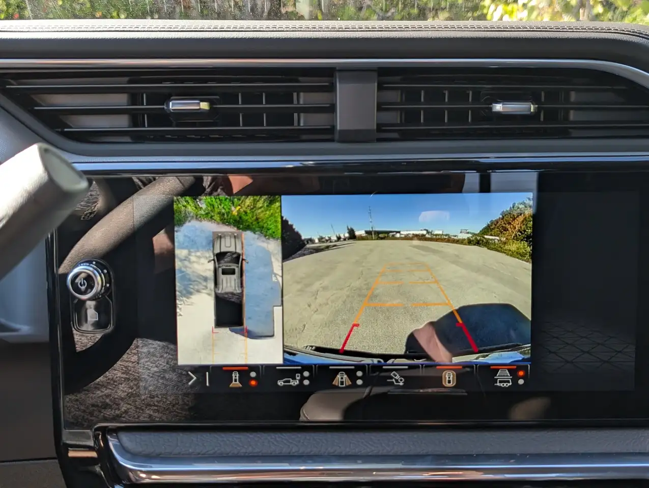GMC Sierra 3500HD снимка GMC Sierra 3500HD