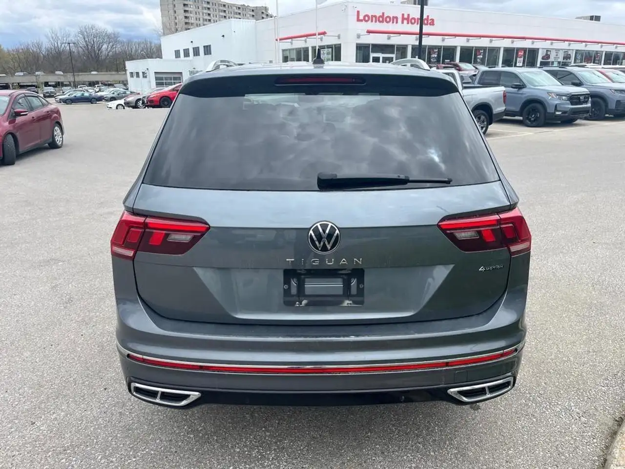 Volkswagen Tiguan снимка Volkswagen Tiguan