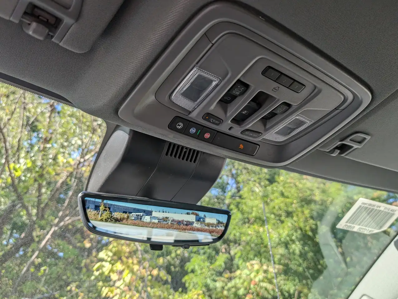 GMC Sierra 3500HD снимка GMC Sierra 3500HD