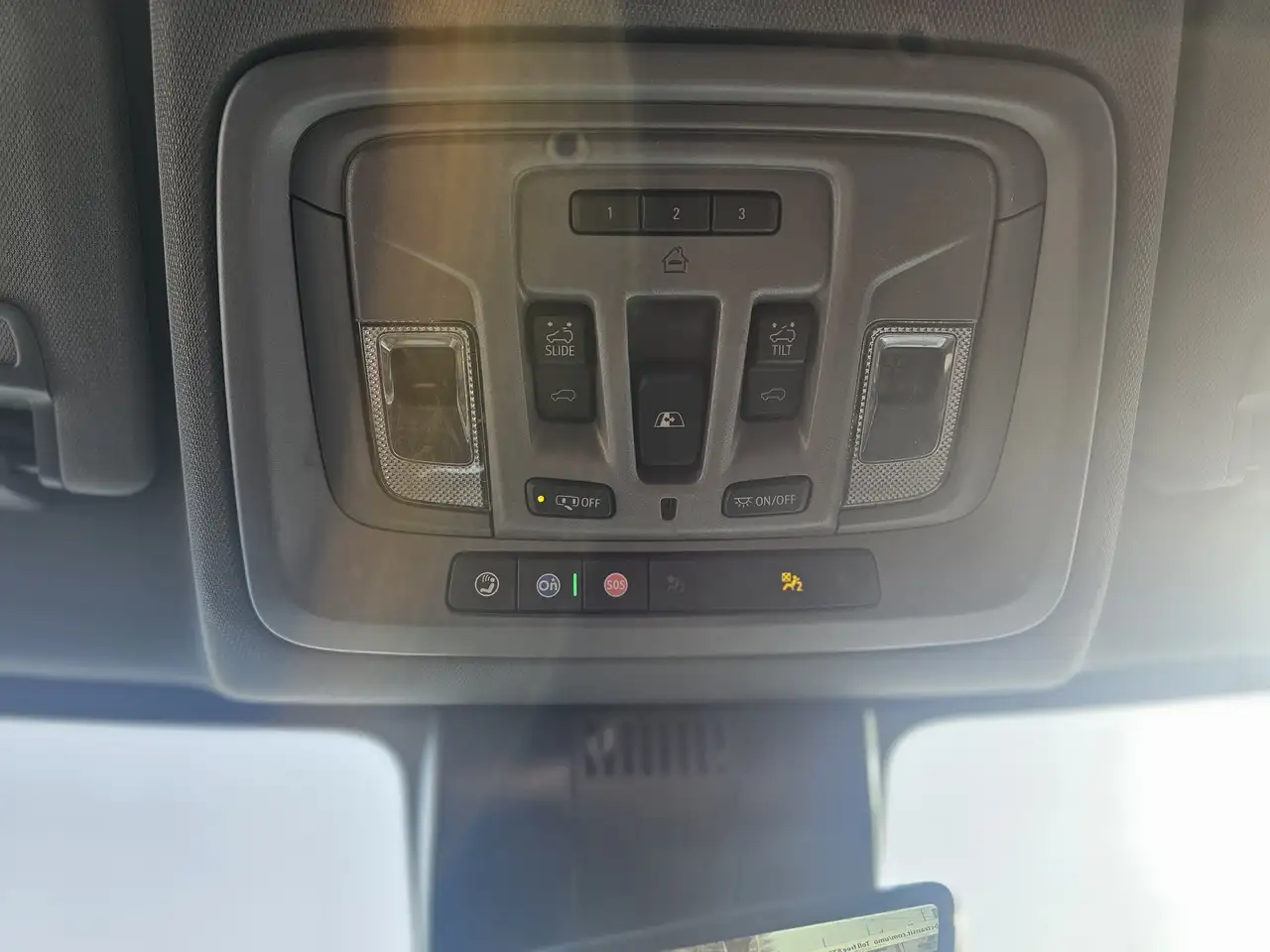 GMC Sierra 3500HD снимка GMC Sierra 3500HD