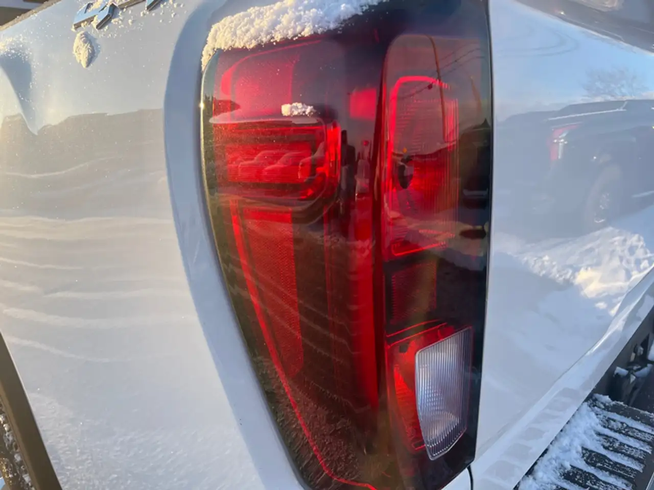 GMC Sierra 3500HD снимка GMC Sierra 3500HD