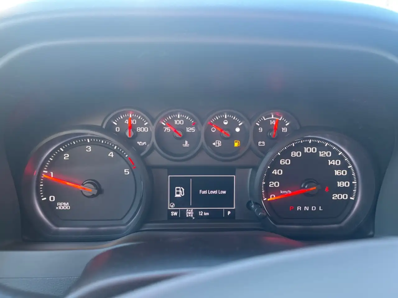 GMC Sierra 3500HD снимка GMC Sierra 3500HD