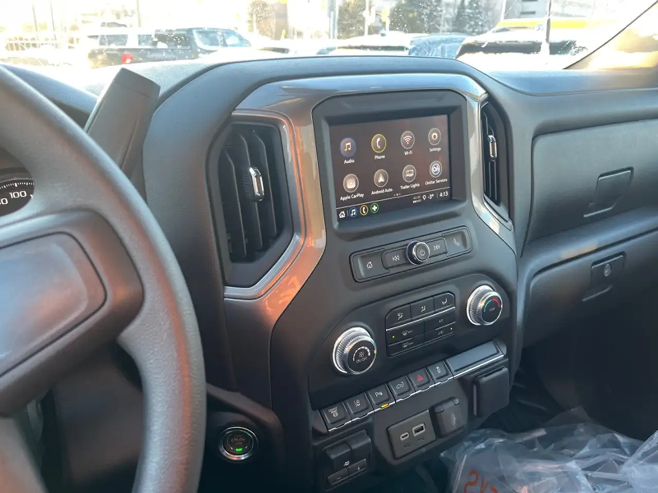 GMC Sierra 3500HD снимка GMC Sierra 3500HD