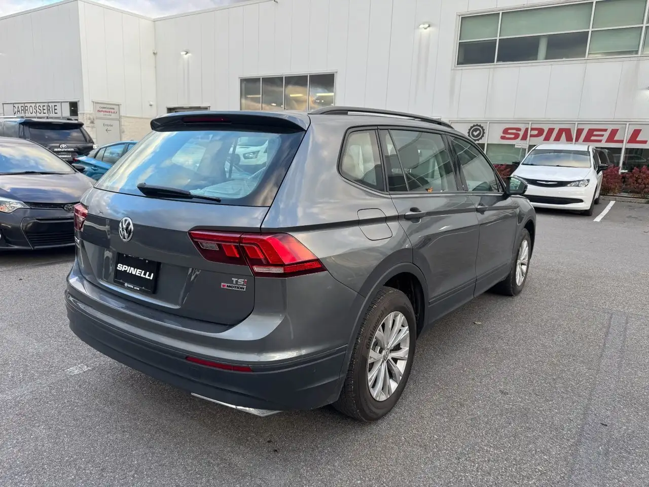 Volkswagen Tiguan снимка Volkswagen Tiguan