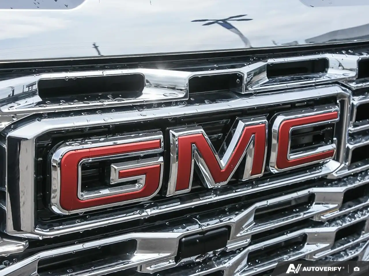 GMC Sierra 3500HD снимка GMC Sierra 3500HD
