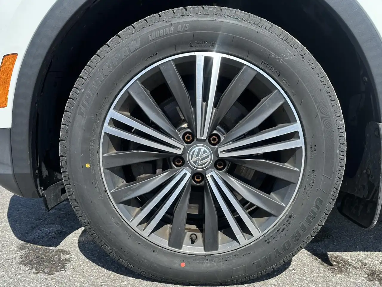 Volkswagen Tiguan снимка Volkswagen Tiguan