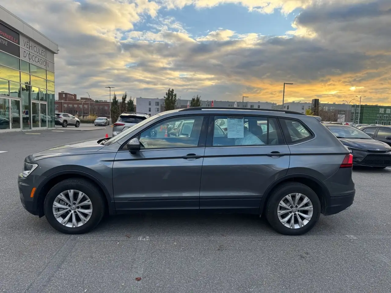 Volkswagen Tiguan снимка Volkswagen Tiguan