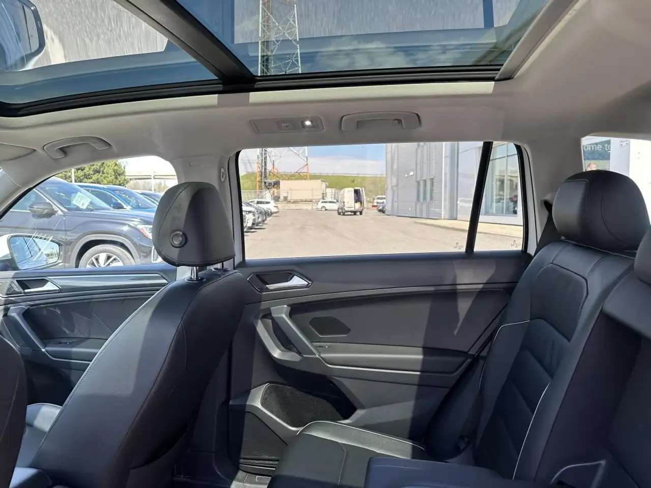 Volkswagen Tiguan снимка Volkswagen Tiguan