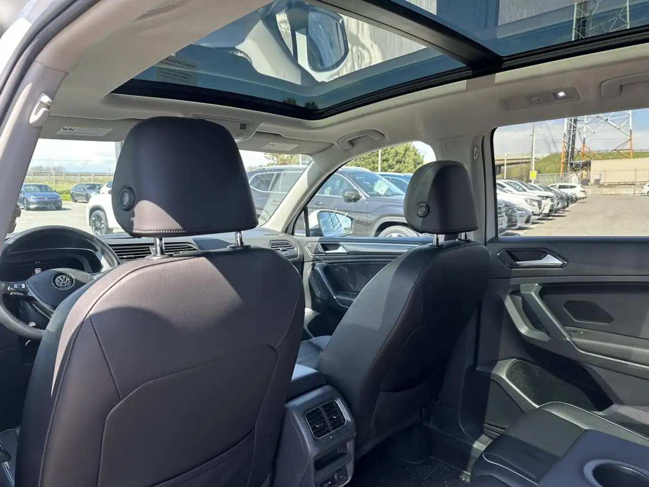 Volkswagen Tiguan снимка Volkswagen Tiguan