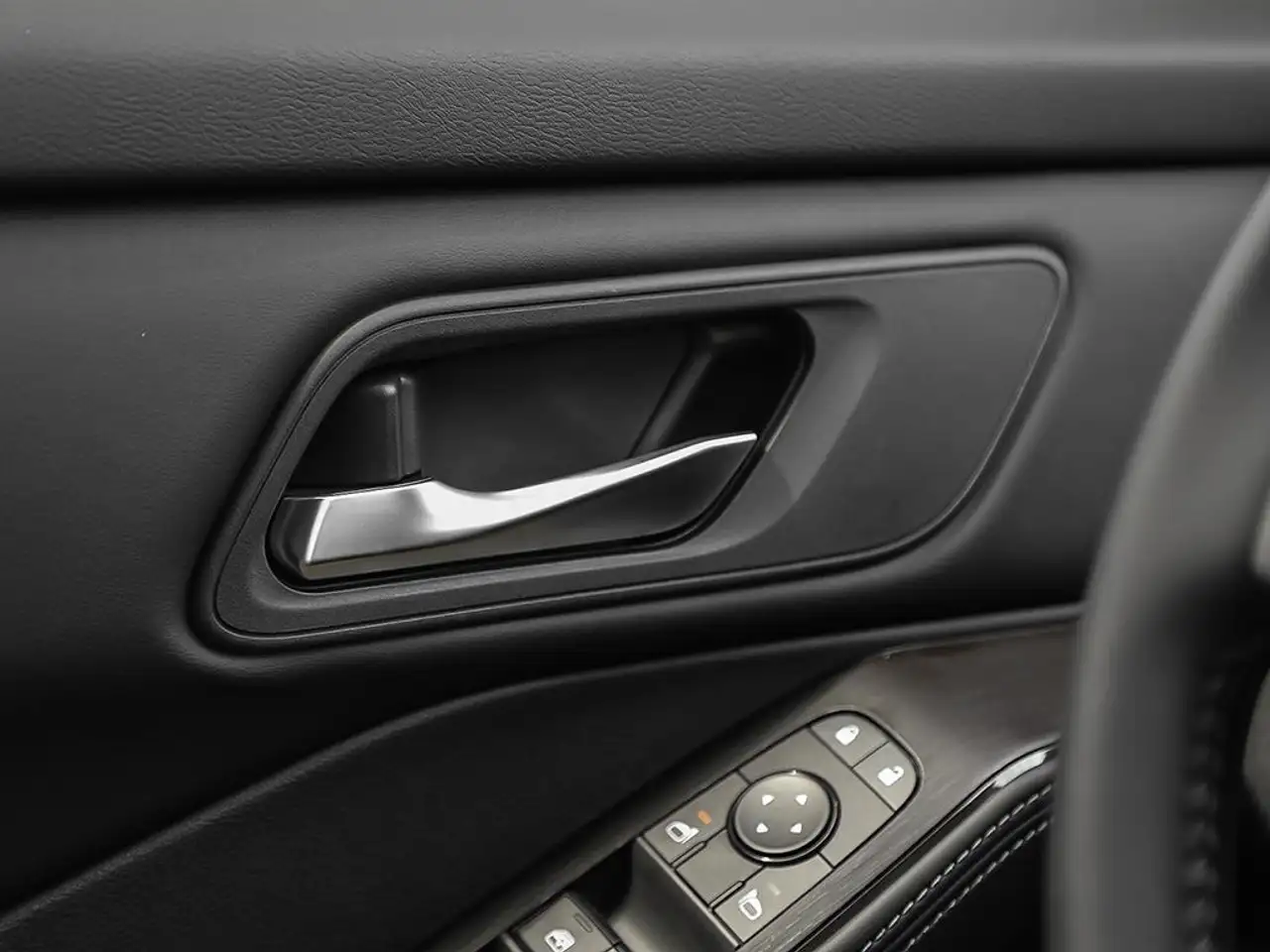 Nissan Rogue photo Nissan Rogue