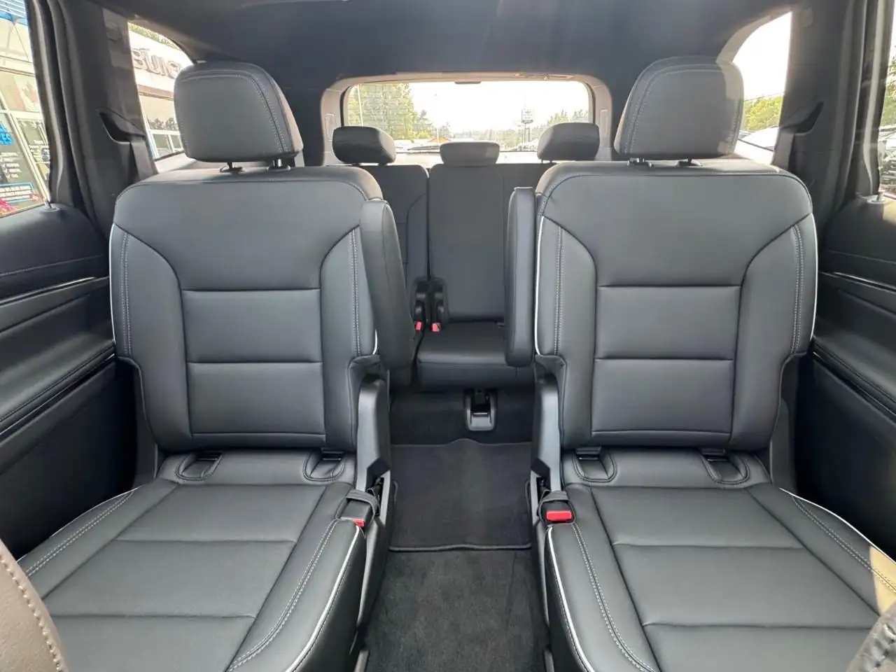 Buick Enclave снимка Buick Enclave