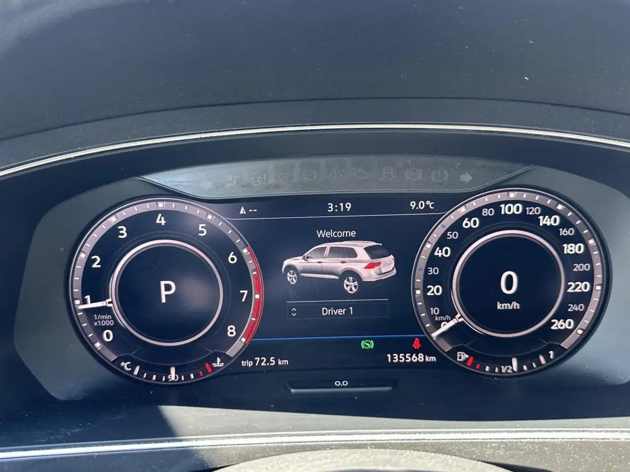 Volkswagen Tiguan снимка Volkswagen Tiguan