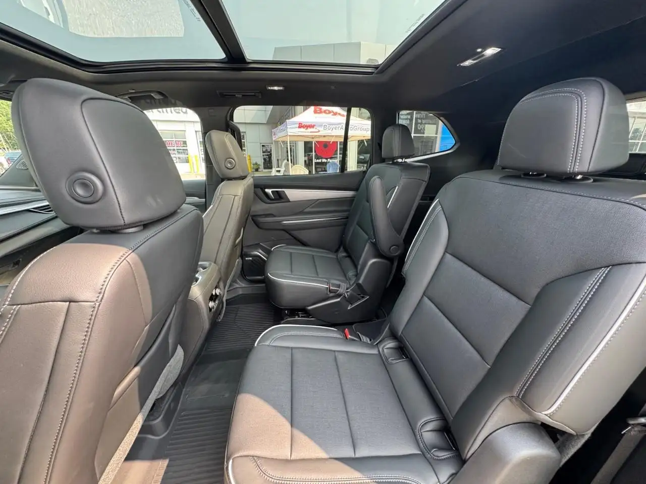 Buick Enclave снимка Buick Enclave