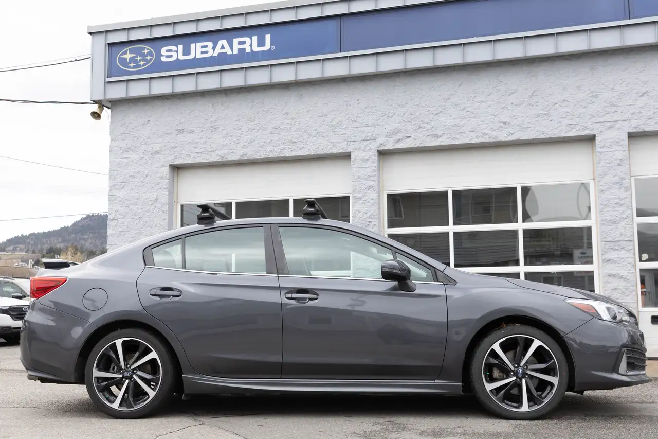 Subaru Impreza снимка Subaru Impreza