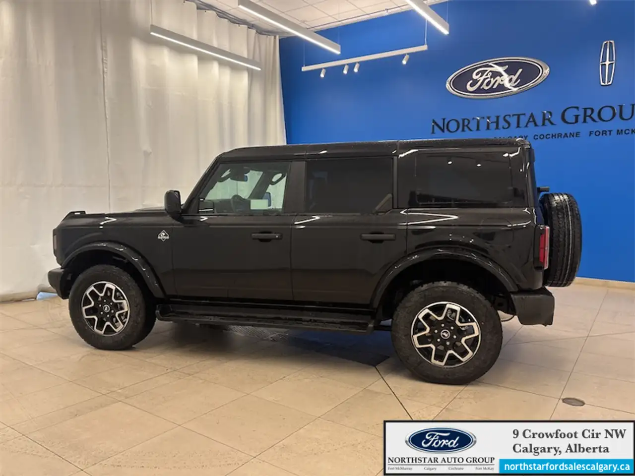 Ford Bronco photo Ford Bronco