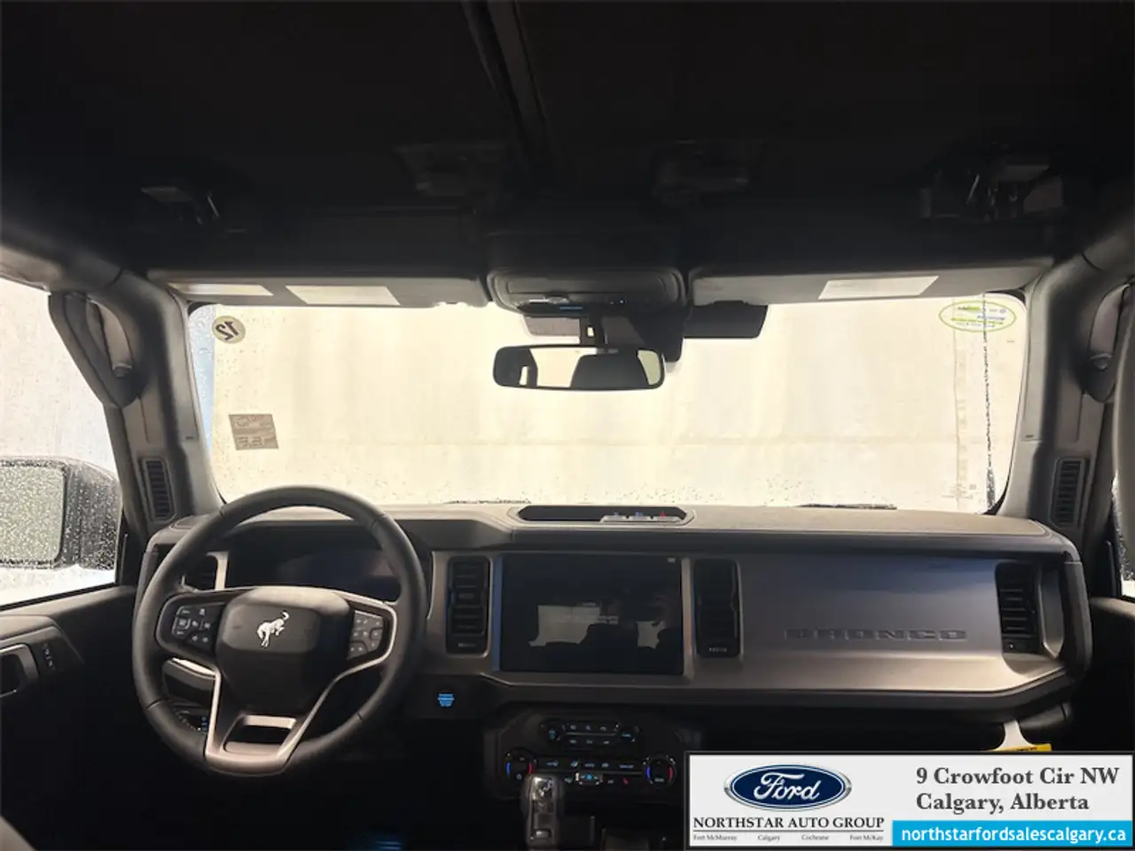 Ford Bronco photo Ford Bronco