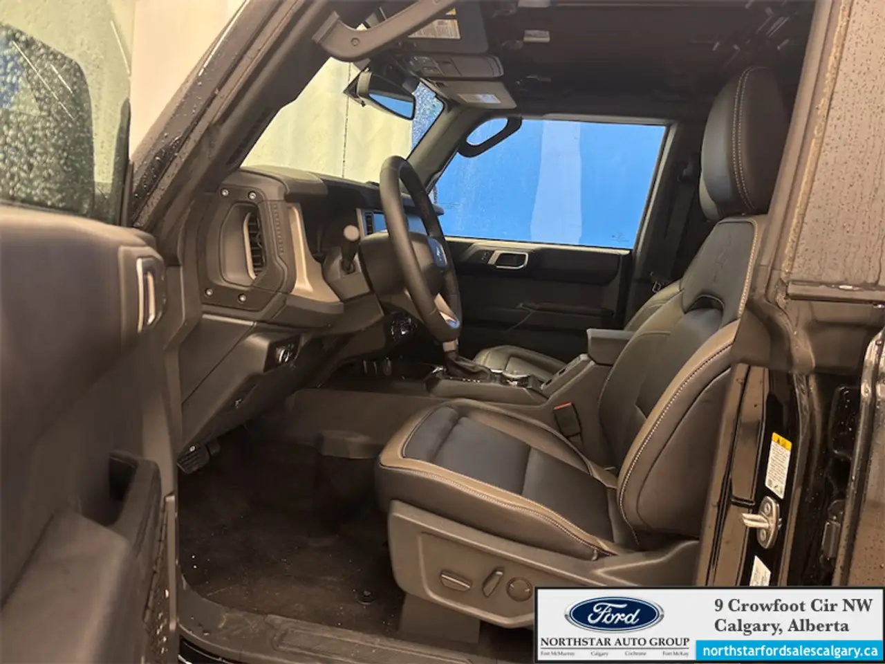 Ford Bronco photo Ford Bronco