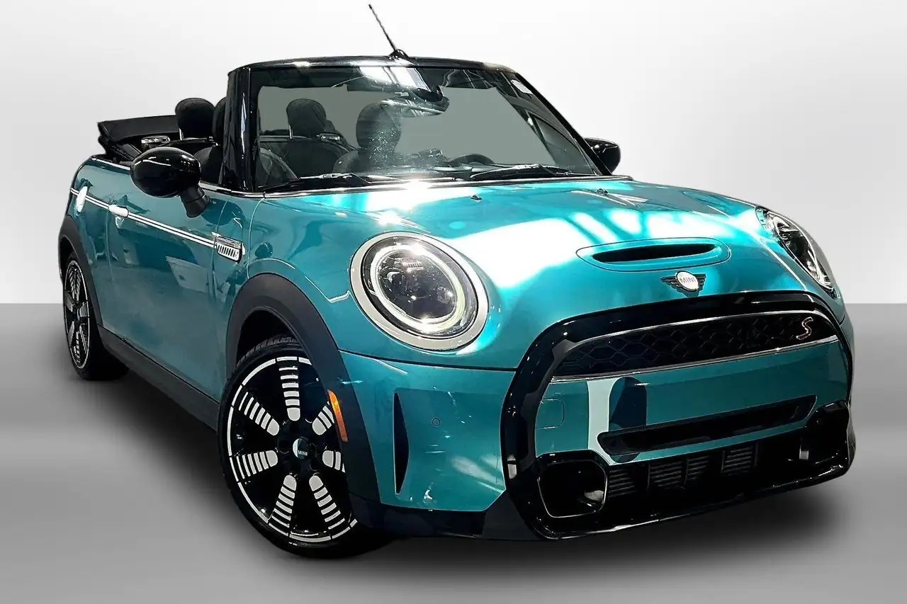 MINI Convertible photo MINI Convertible