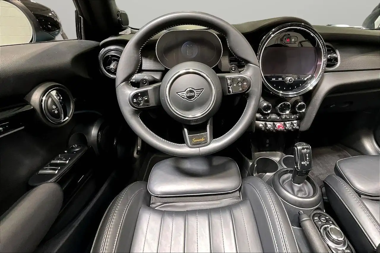MINI Convertible photo MINI Convertible