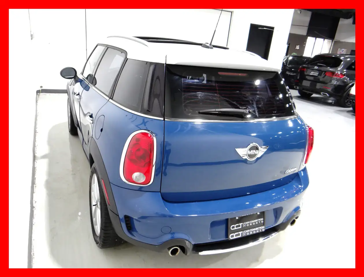 MINI Cooper Countryman снимка MINI Cooper Countryman