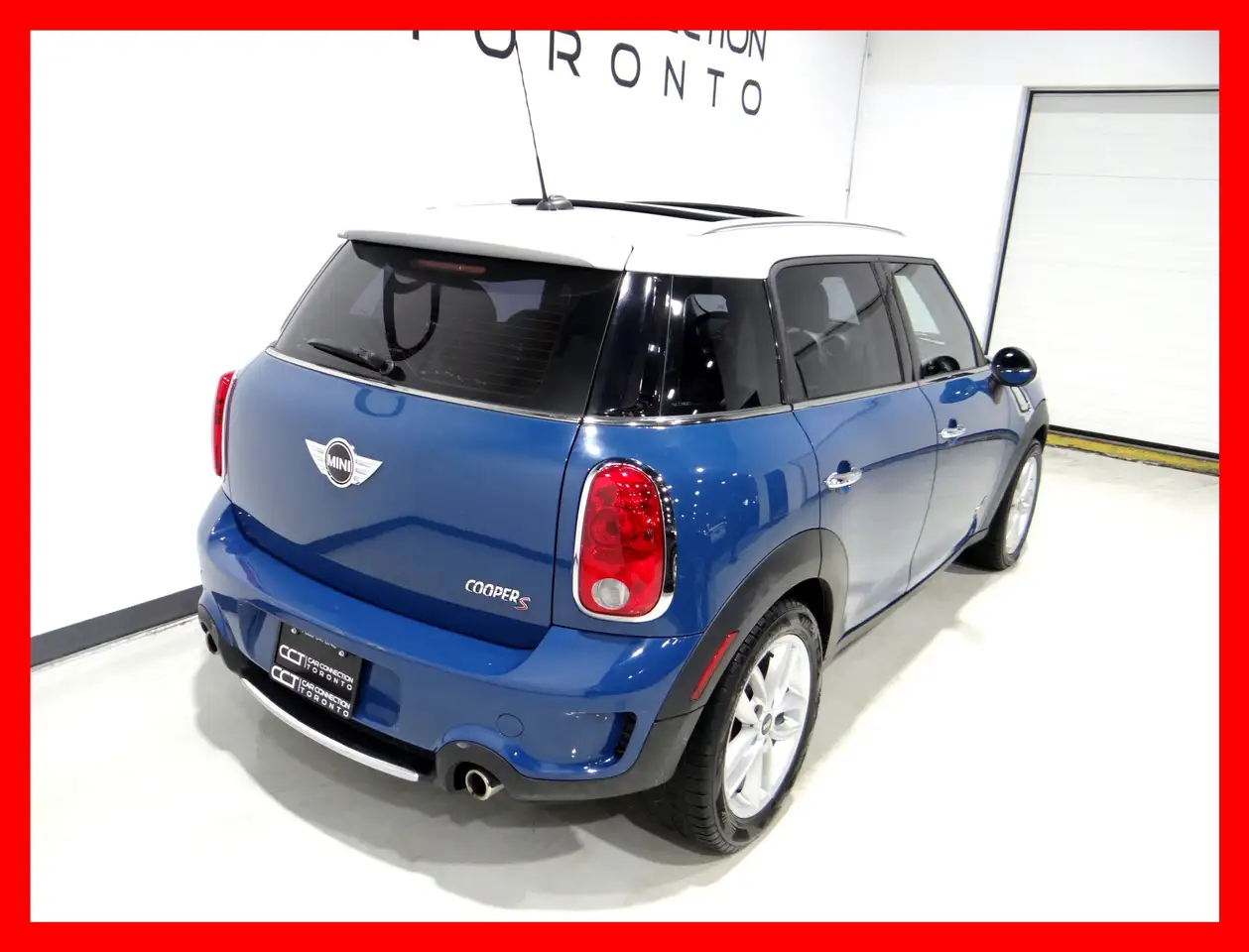 MINI Cooper Countryman снимка MINI Cooper Countryman