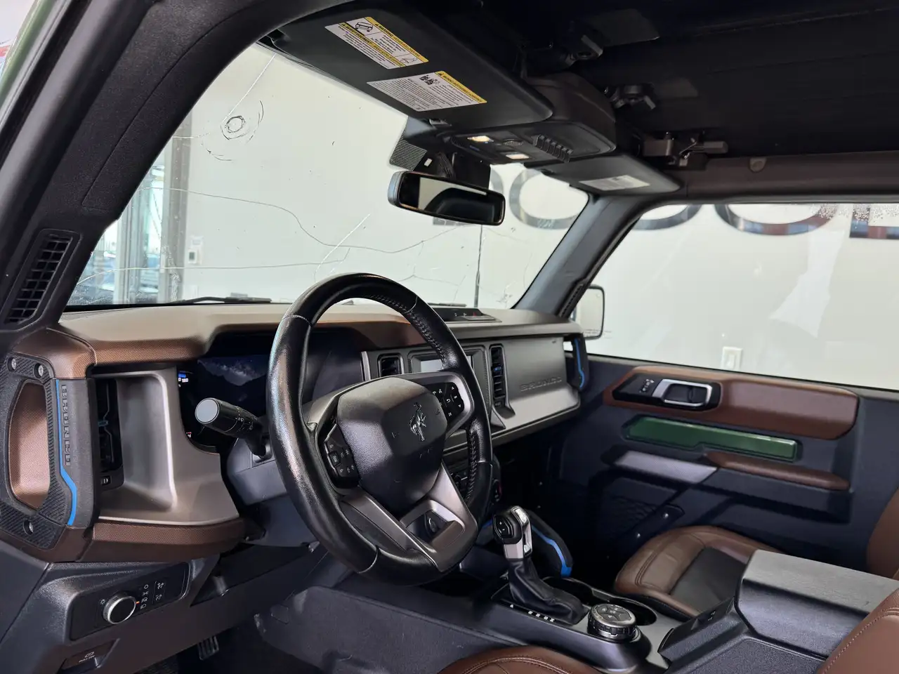 Ford Bronco photo Ford Bronco