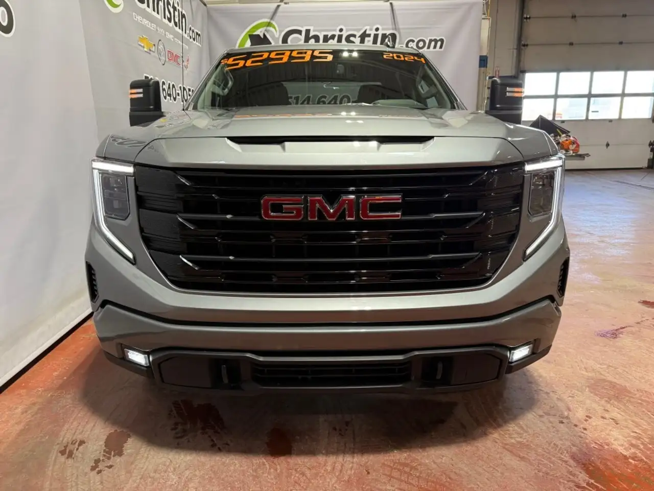 GMC Sierra 1500 снимка GMC Sierra 1500