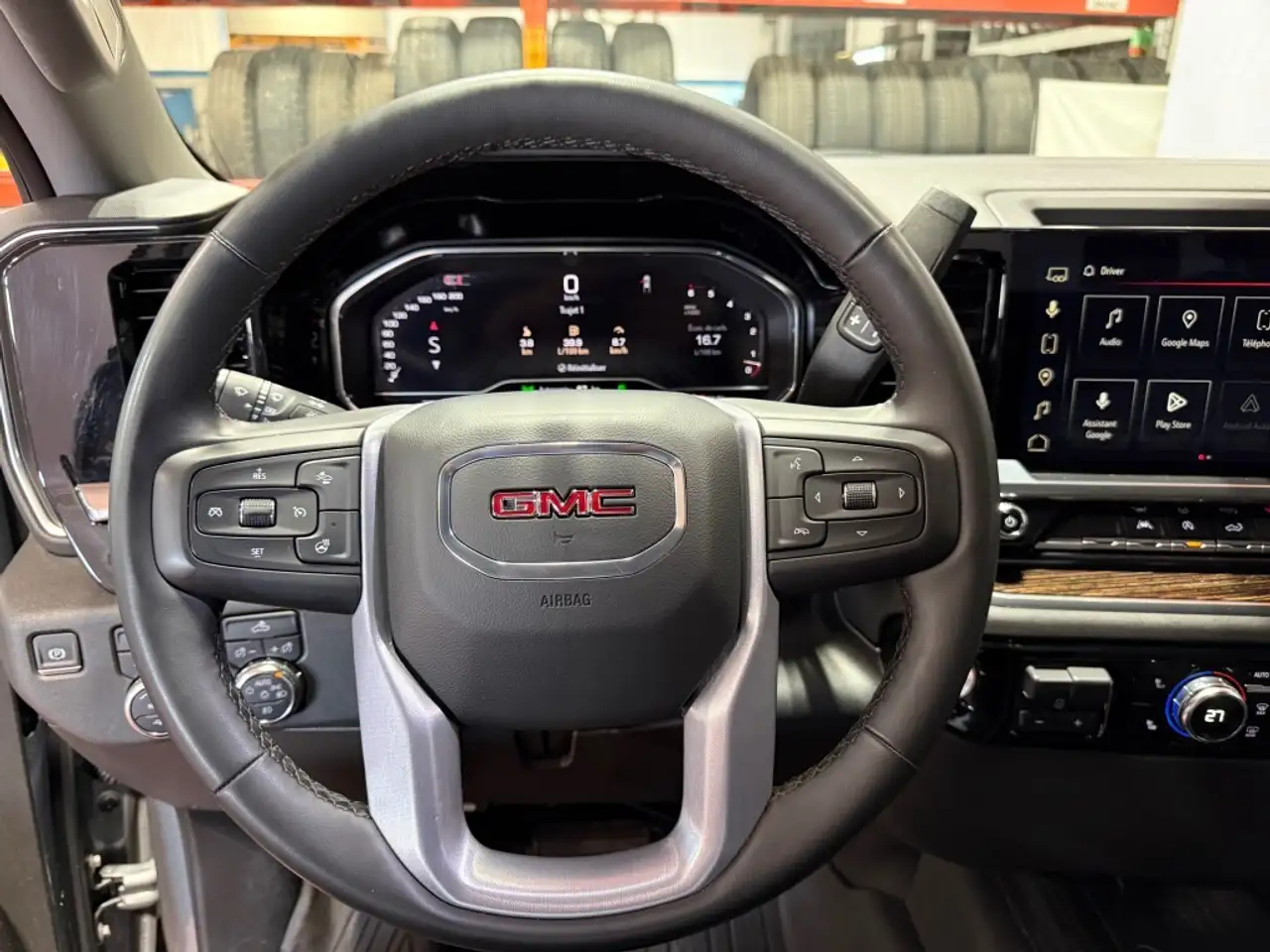 GMC Sierra 1500 снимка GMC Sierra 1500