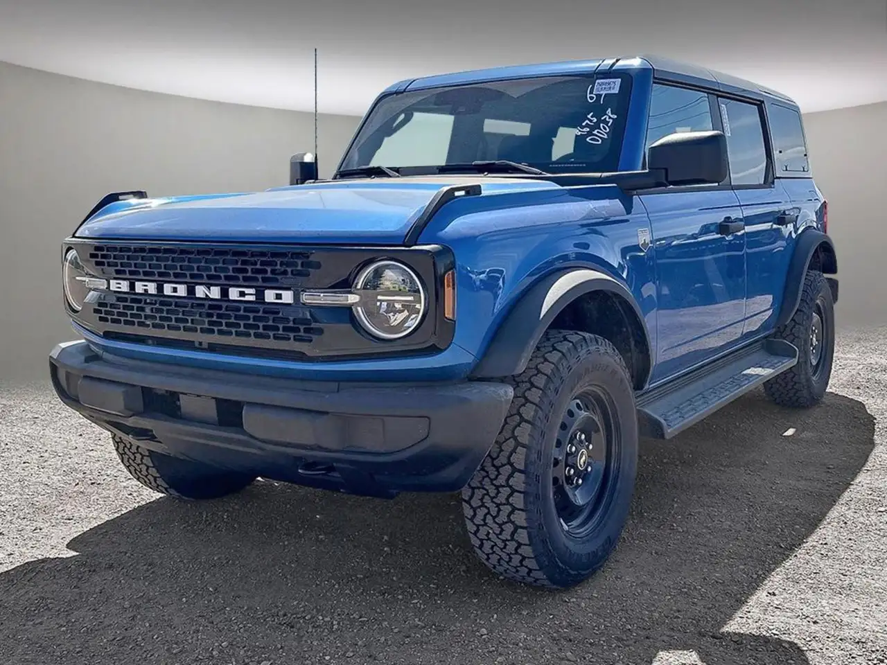 Ford Bronco снимка Ford Bronco