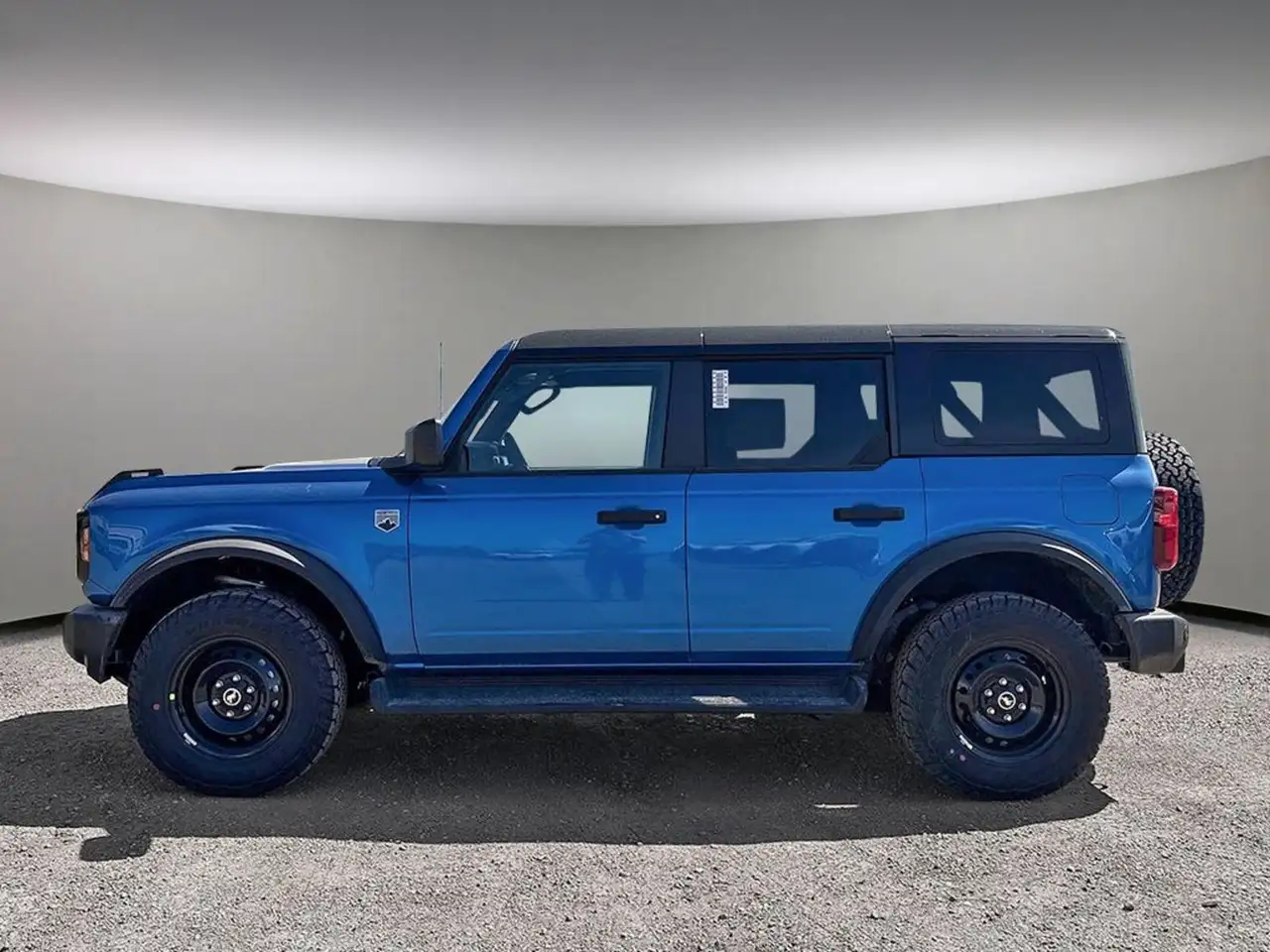 Ford Bronco снимка Ford Bronco