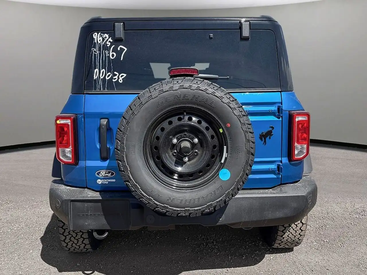 Ford Bronco снимка Ford Bronco