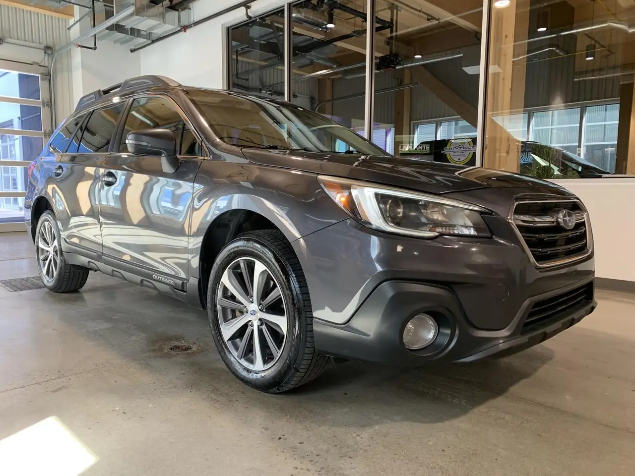 Subaru OUTBACK снимка Subaru OUTBACK
