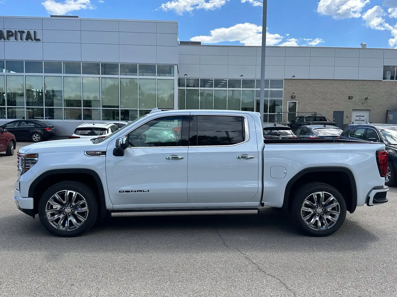 GMC Sierra 1500 снимка GMC Sierra 1500