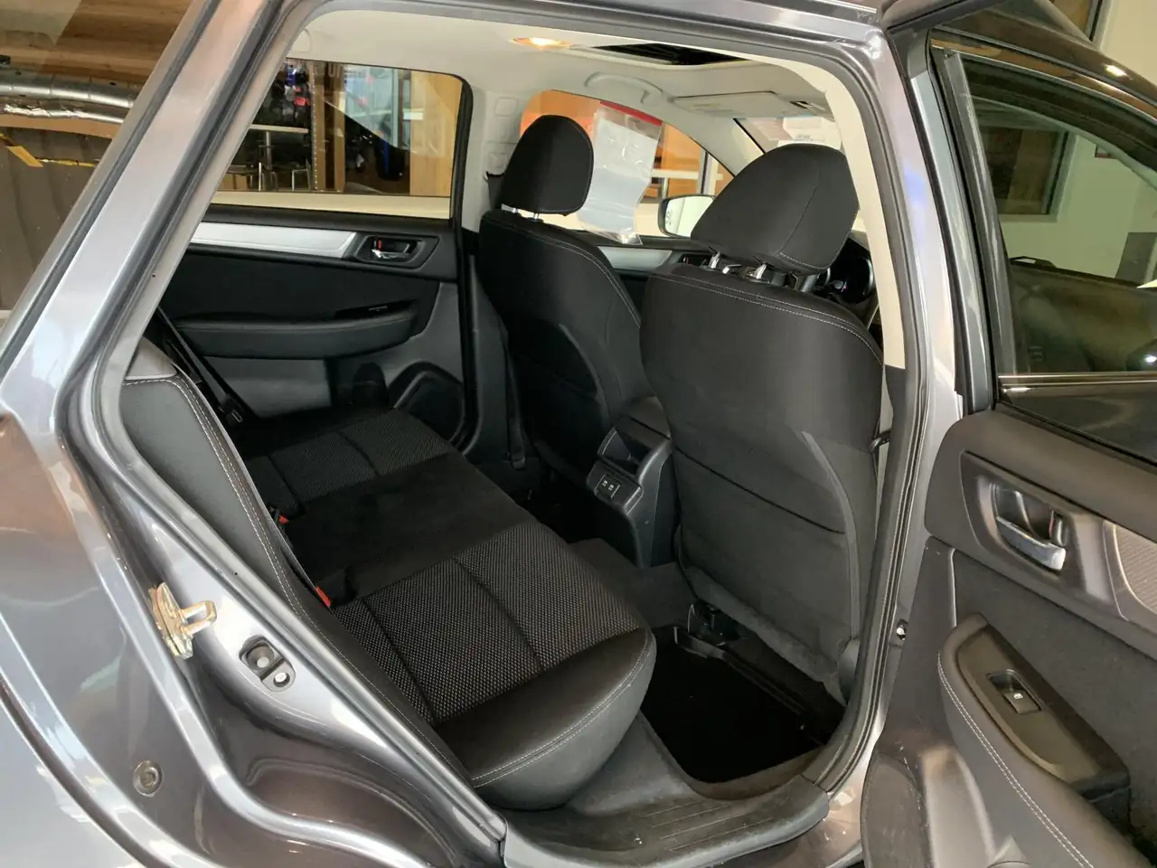 Subaru OUTBACK снимка Subaru OUTBACK
