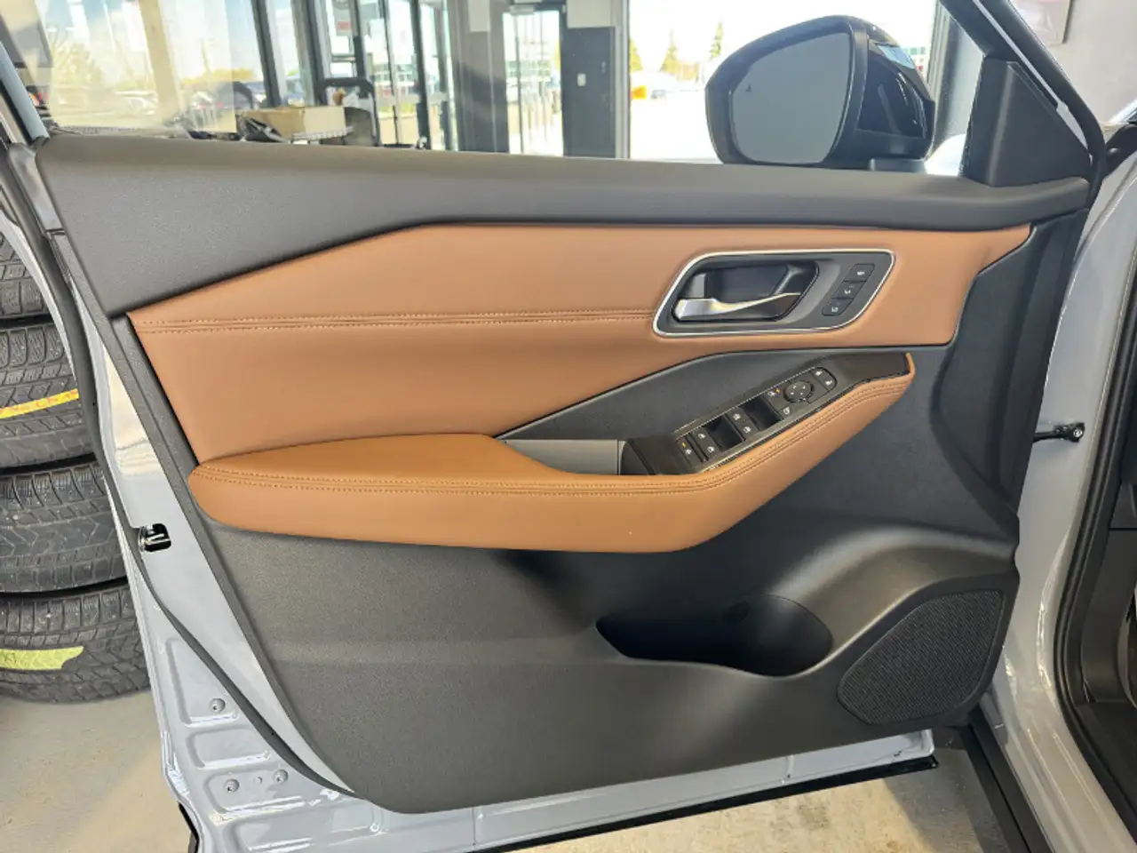 Nissan Rogue fotografie Nissan Rogue