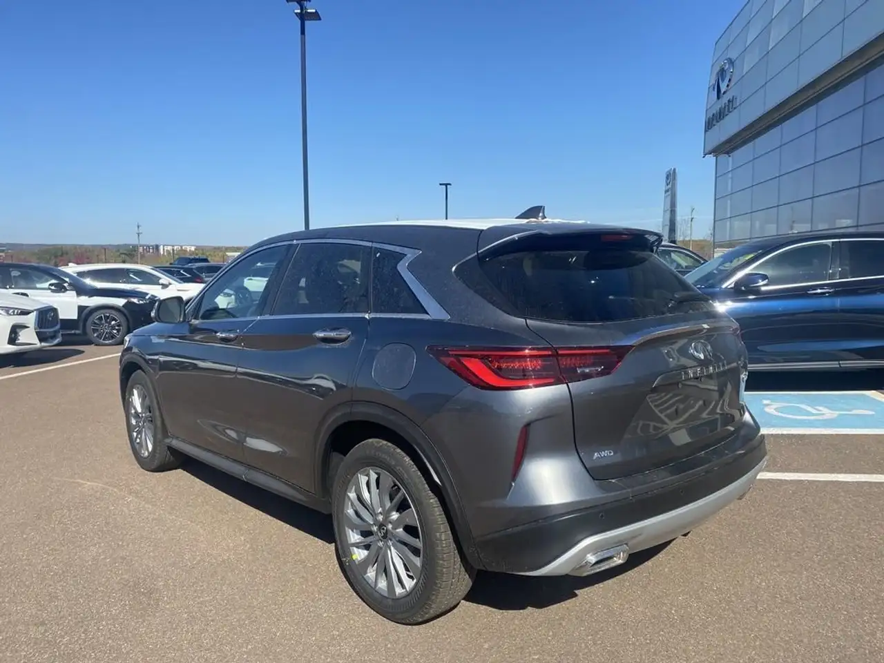 Infiniti QX50 снимка Infiniti QX50