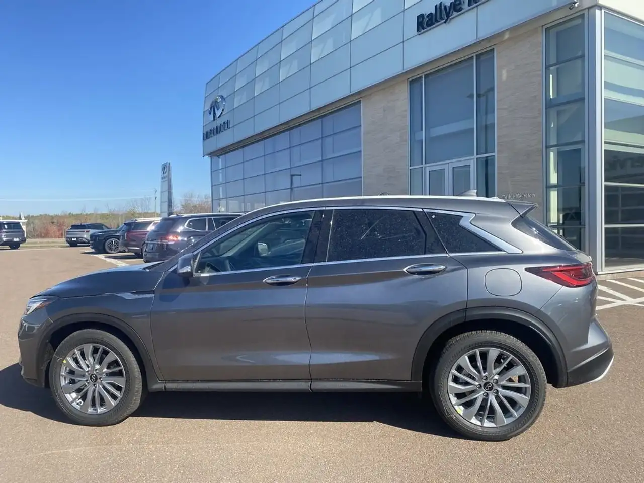 Infiniti QX50 снимка Infiniti QX50