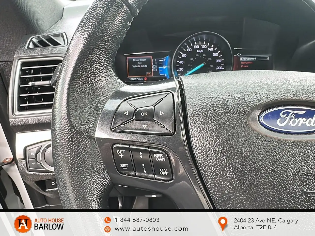 Ford Explorer photo Ford Explorer